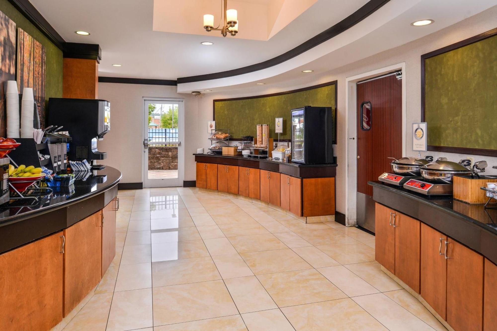 Fairfield Inn And Suites By Marriott Birmingham Pelham/I-65 מראה חיצוני תמונה