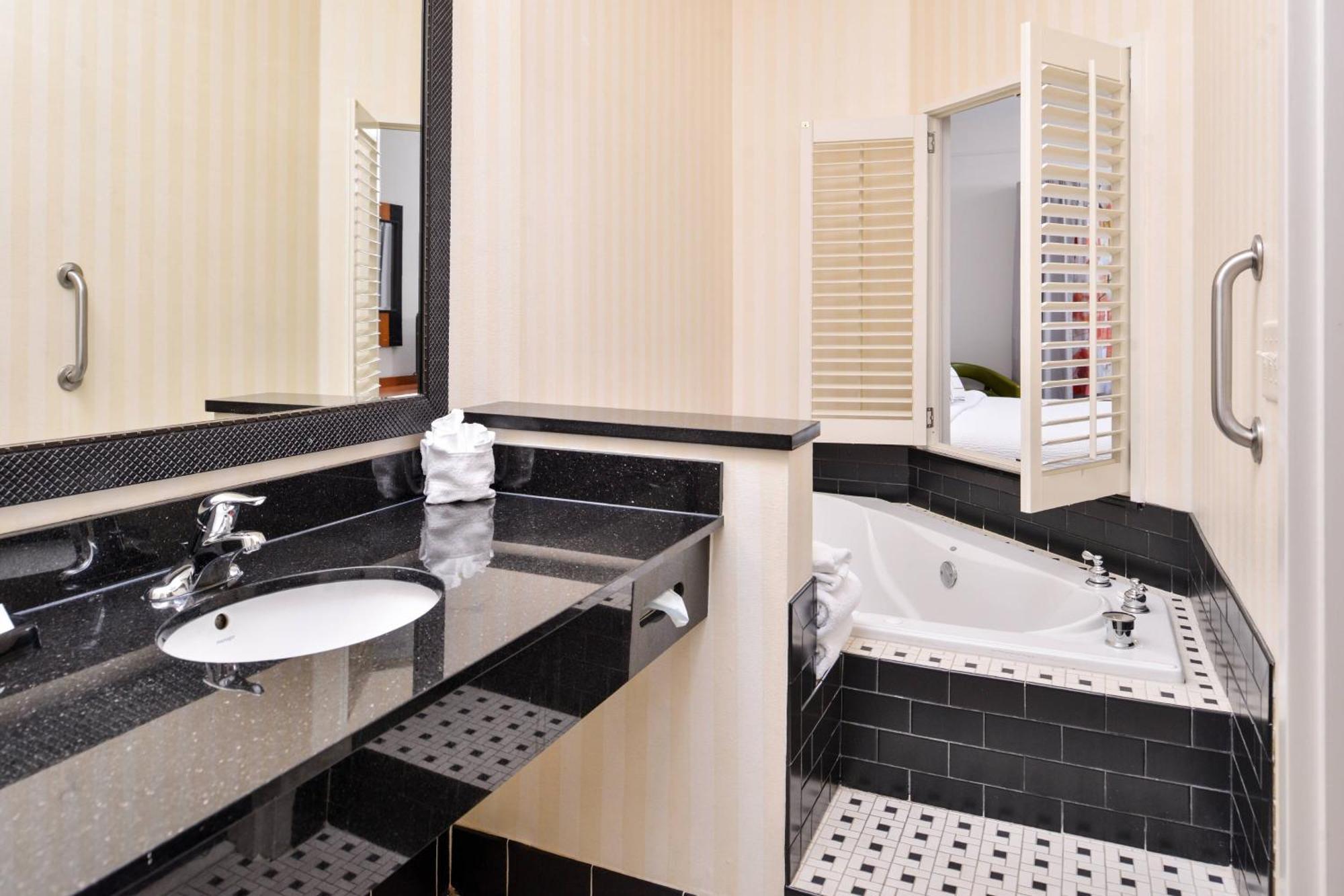 Fairfield Inn And Suites By Marriott Birmingham Pelham/I-65 מראה חיצוני תמונה