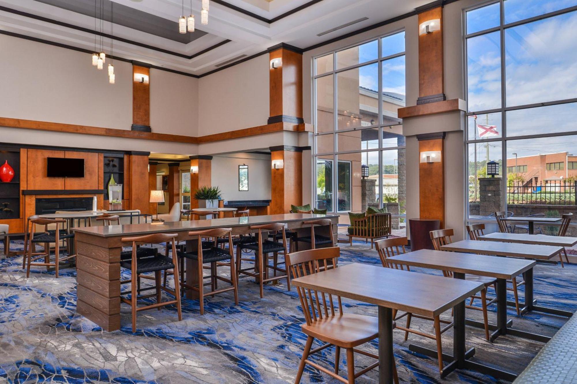 Fairfield Inn And Suites By Marriott Birmingham Pelham/I-65 מראה חיצוני תמונה