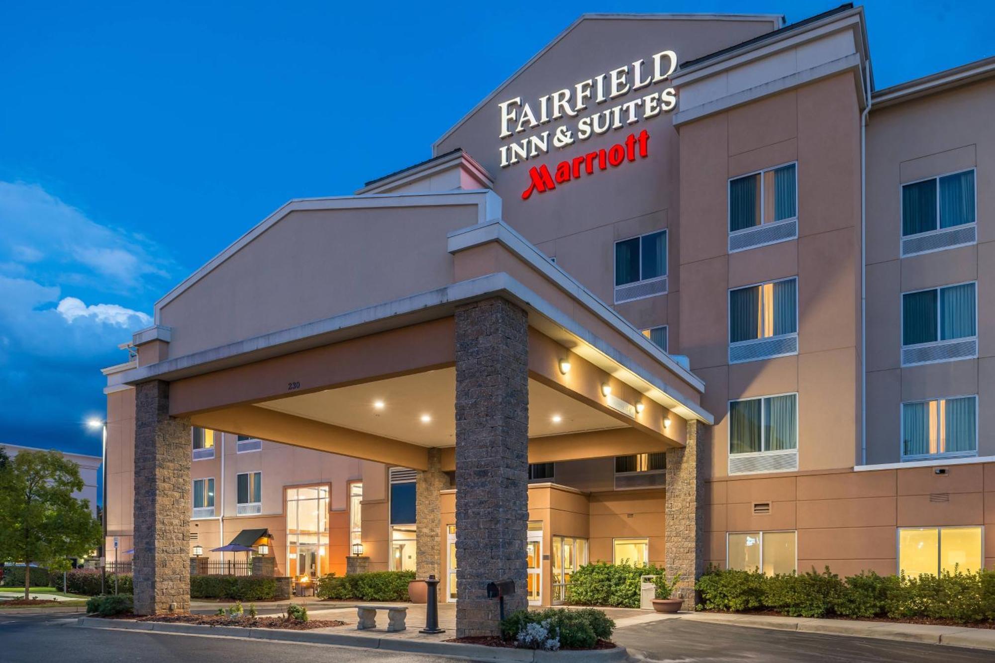 Fairfield Inn And Suites By Marriott Birmingham Pelham/I-65 מראה חיצוני תמונה