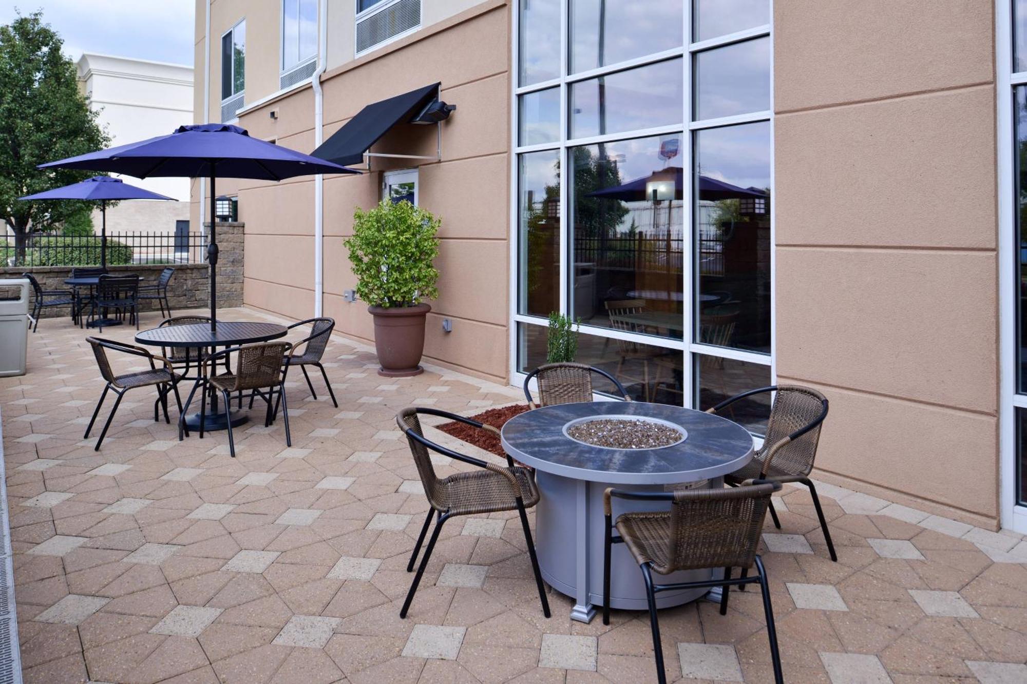 Fairfield Inn And Suites By Marriott Birmingham Pelham/I-65 מראה חיצוני תמונה