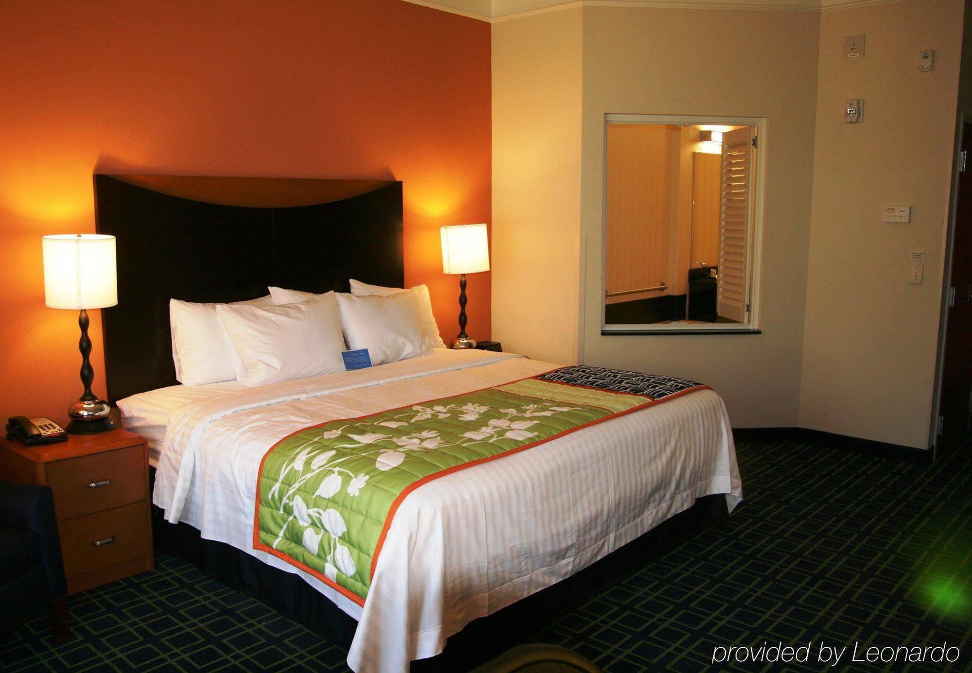 Fairfield Inn And Suites By Marriott Birmingham Pelham/I-65 חדר תמונה